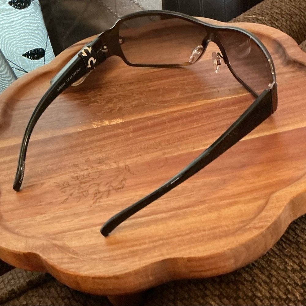 True Religion Black Tinted Shield Sunglasses - Picture 4 of 14